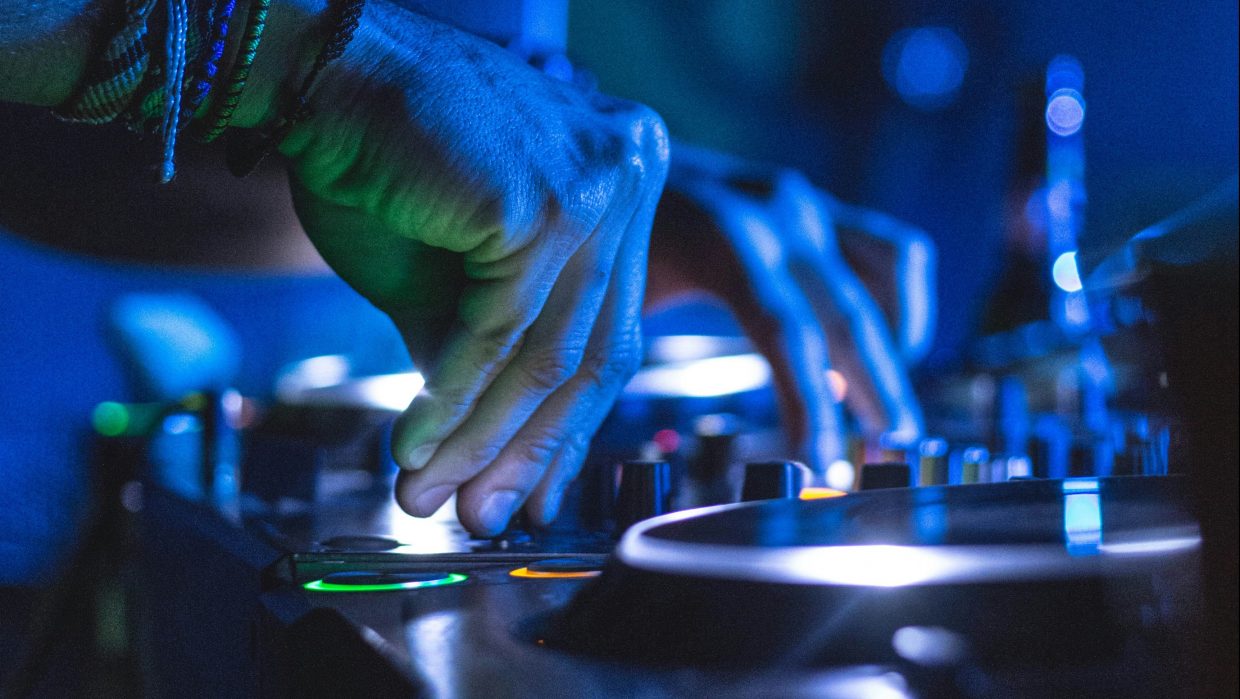 dj θεσσαλονικη new djs' team